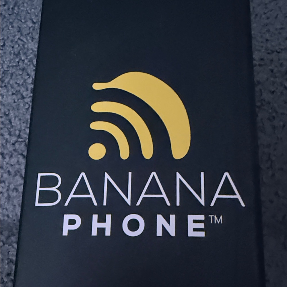 BANANAS Bluetooth Accessory - Picture 2 of 8